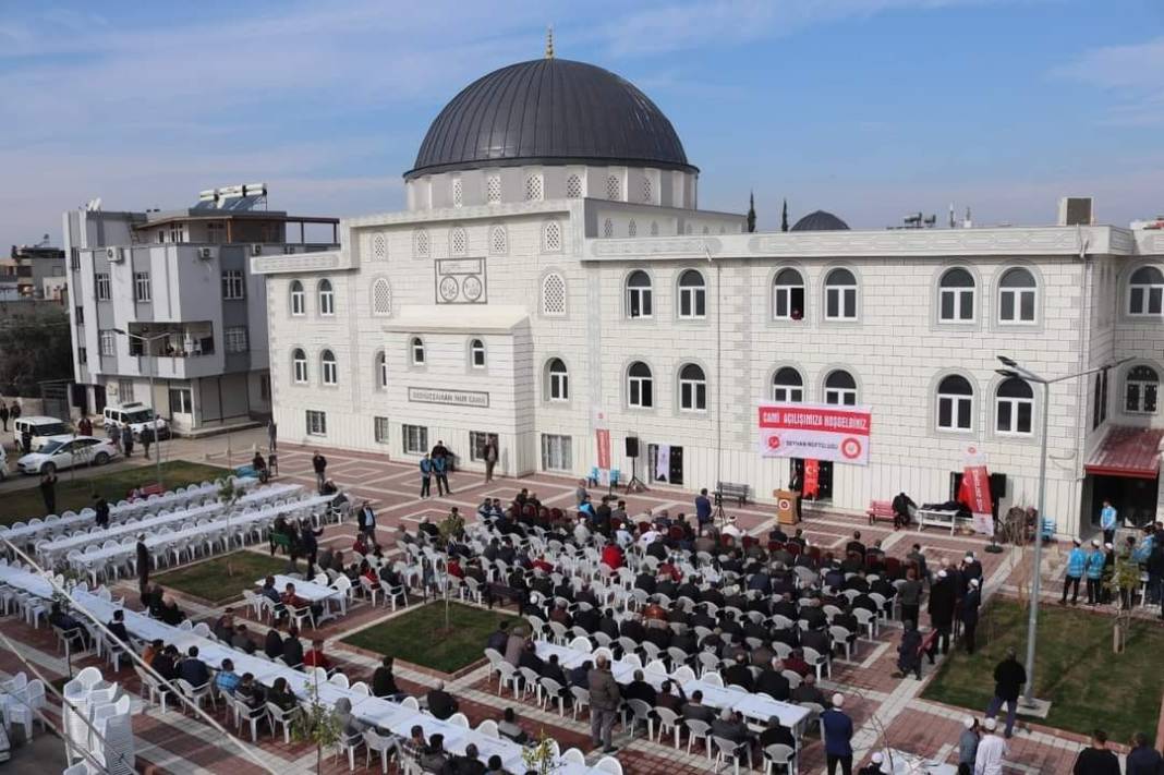 Adana Bediüzzaman Nur Camii Dualarla İbadete Açıldı 5