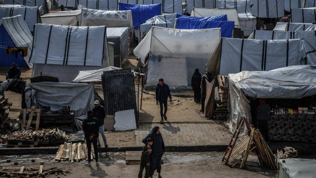 israil saldırıları altındaki Gazze'de yaşamın zorluğunu anlatan kareler 5