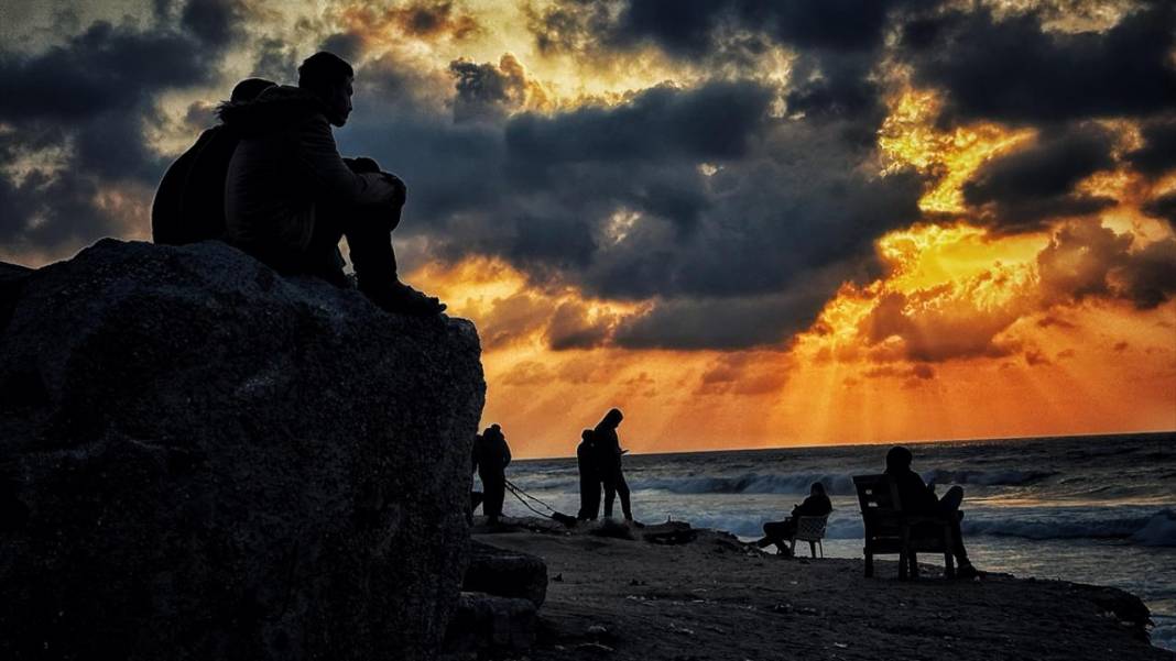 Gazze'de hüzün ve gün batımı 7