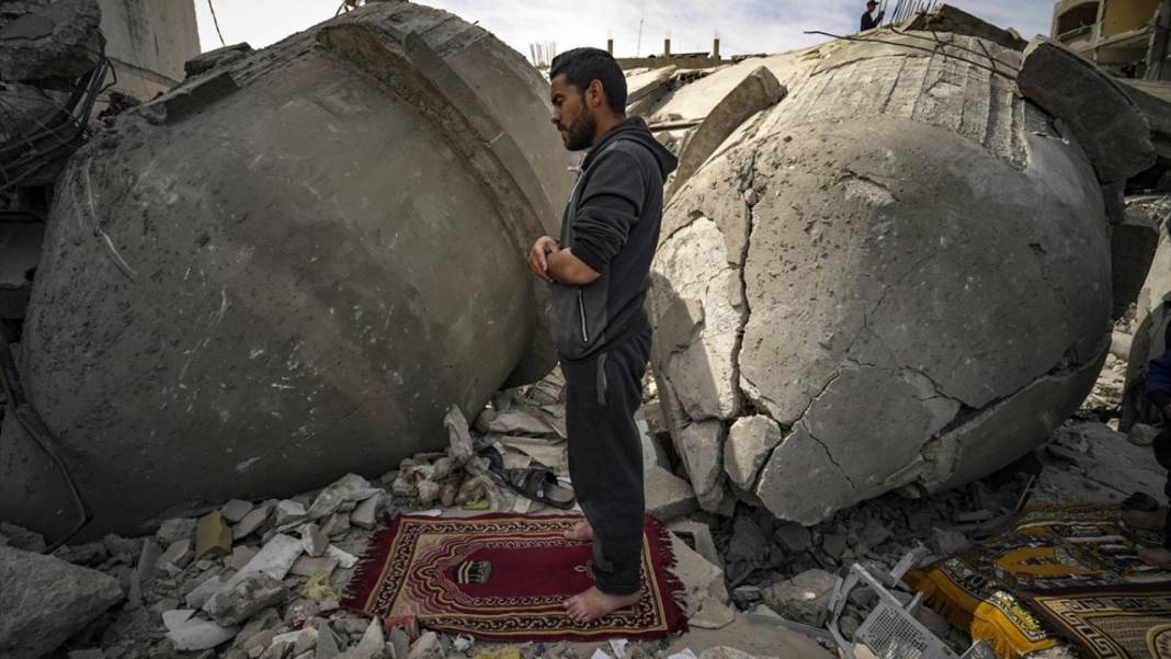 Filistinliler imanlarıyla katiller sürüsü israile direniyor 13