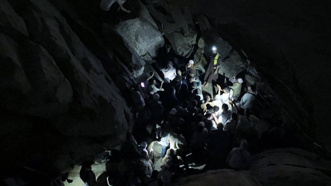 İlk vahyin geldiği Nur Dağı hacı adayların akınına uğruyor 6