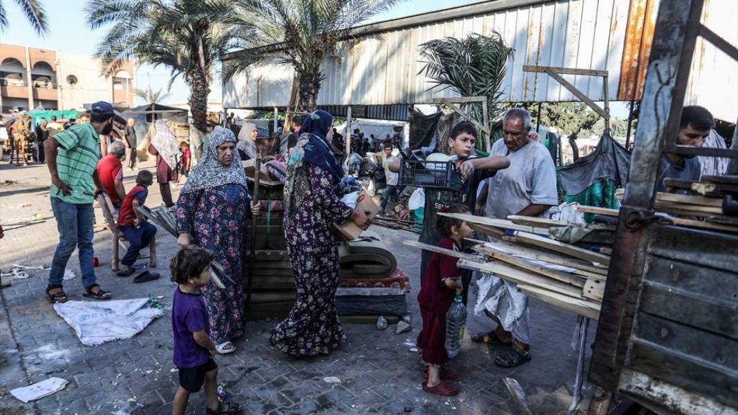 Gazzeliler yine göç yolunda: Zulüm katlanarak devam ediyor 10