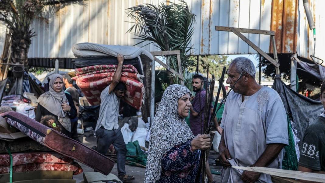 Gazzeliler yine göç yolunda: Zulüm katlanarak devam ediyor 11