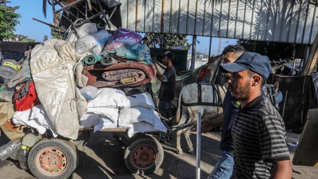 Gazzeliler yine göç yolunda: Zulüm katlanarak devam ediyor 18