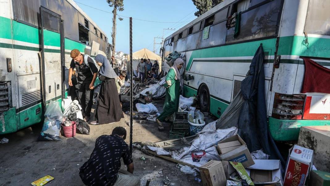 Gazzeliler yine göç yolunda: Zulüm katlanarak devam ediyor 20