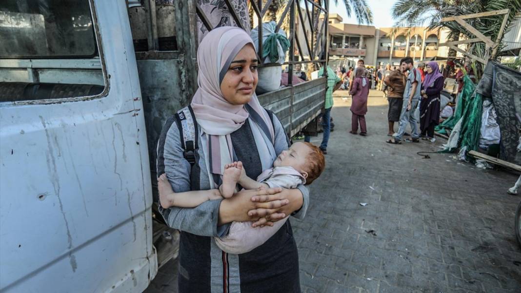Gazzeliler yine göç yolunda: Zulüm katlanarak devam ediyor 3