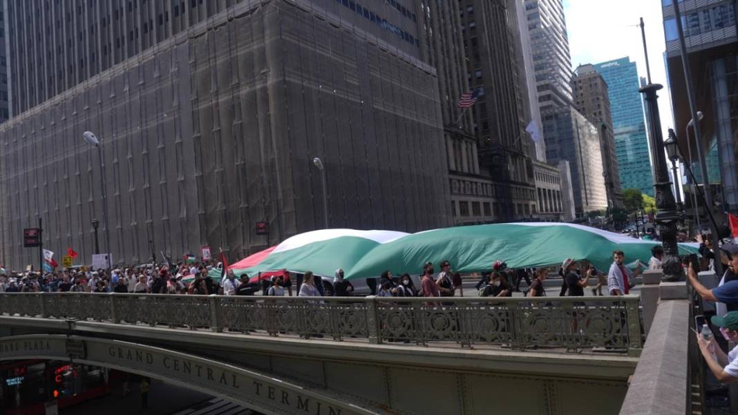New York'ta Filistin'e destek, israile lanet gösterisi 12