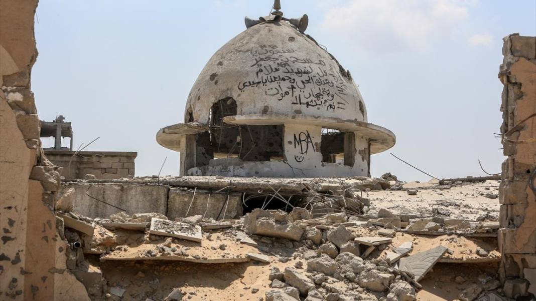 Gazze Şeridi’nde birçok cami harabeye döndü 4