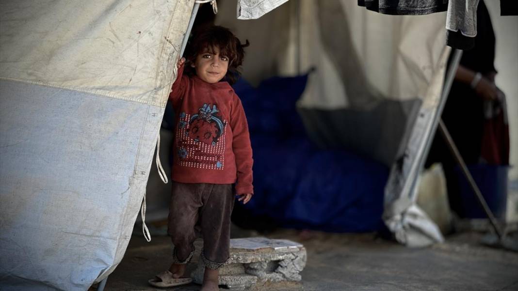 Elleri öpülesi Gazzeli çocuklar 16