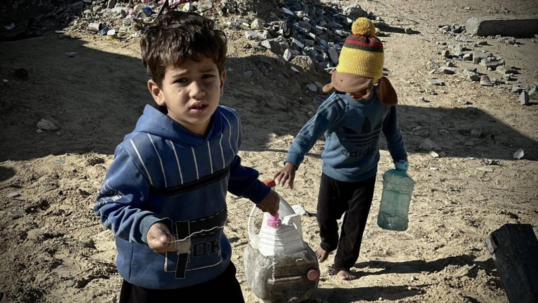 Elleri öpülesi Gazzeli çocuklar 2