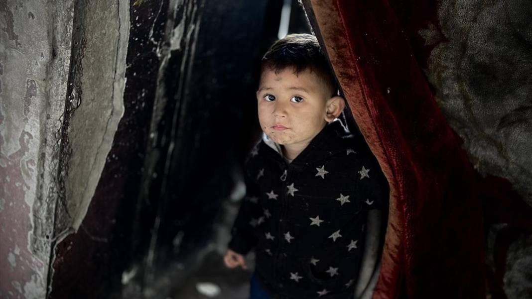 Elleri öpülesi Gazzeli çocuklar 3