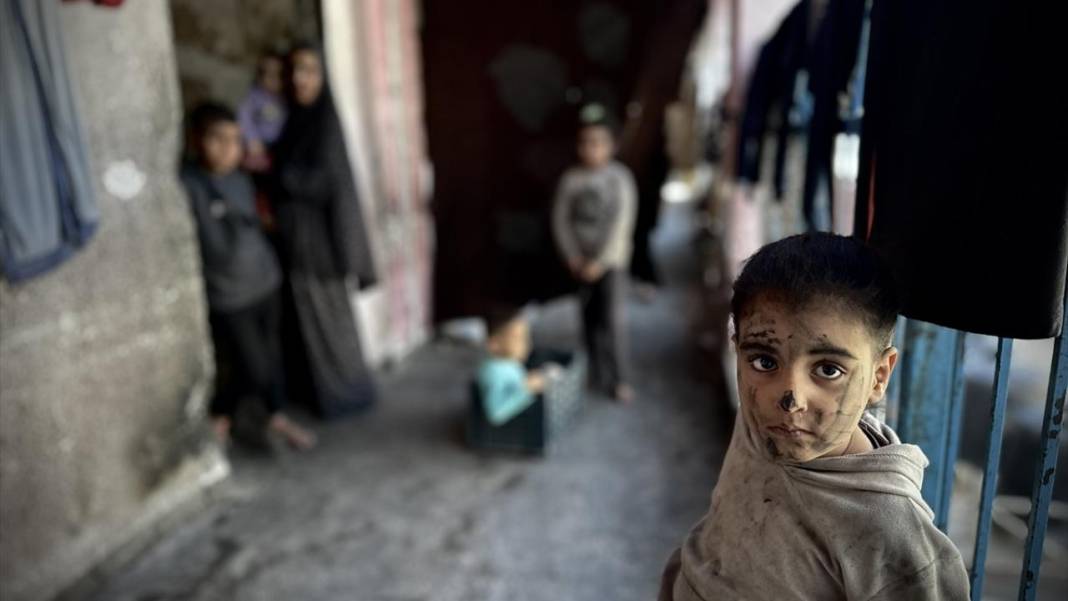 Elleri öpülesi Gazzeli çocuklar 4