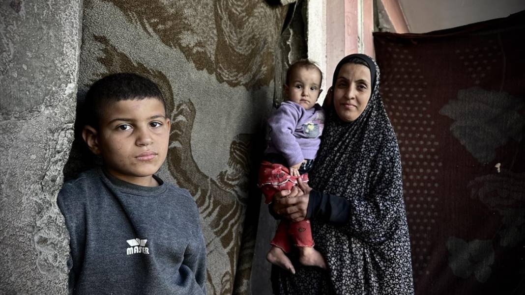 Elleri öpülesi Gazzeli çocuklar 5