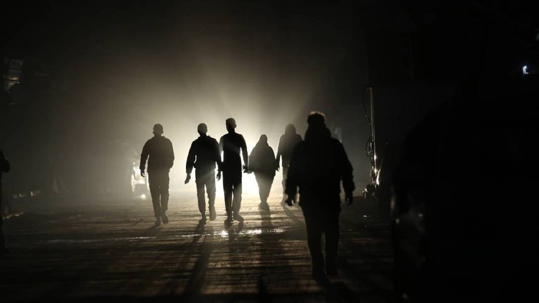 israilin karanlığa gömdüğü Gazze'de günlük yaşam 1