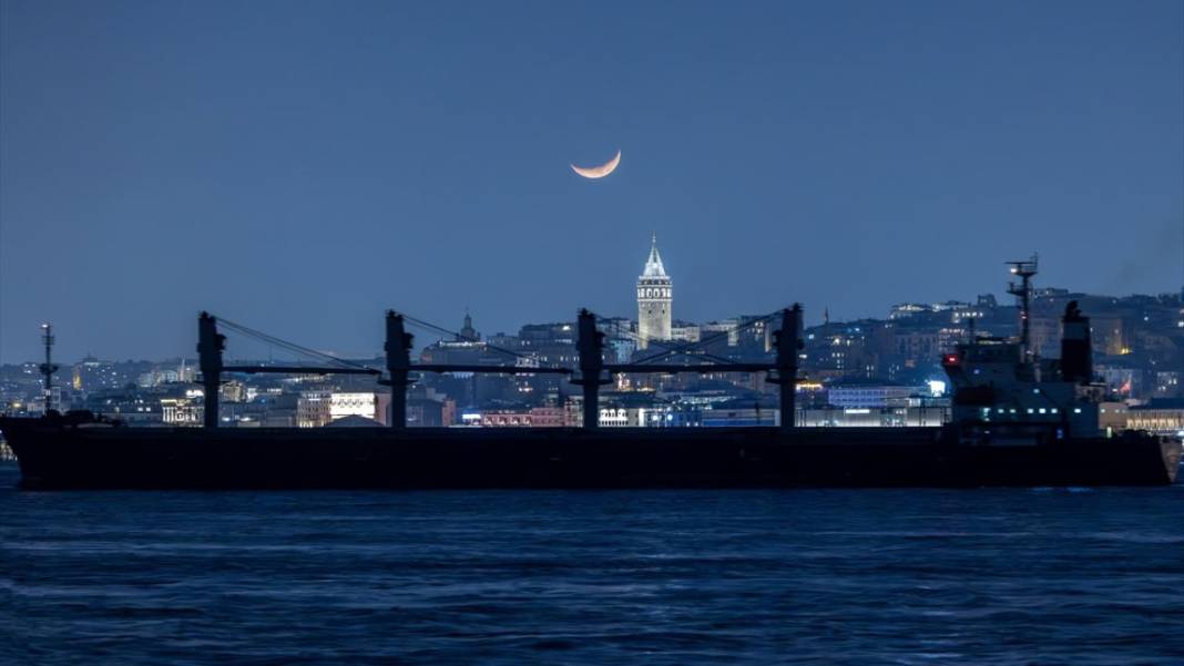 İstanbul'da Şaban ayı hilali 1