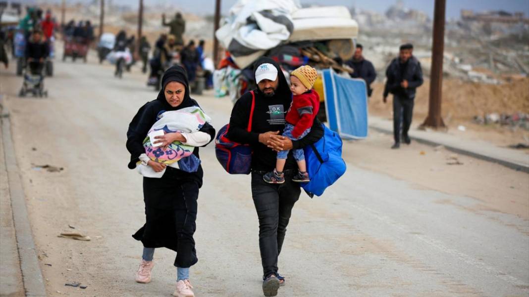 Yerlerinden edilen Filistinlilerin kuzeydeki evlerine göçü devam ediyor 2