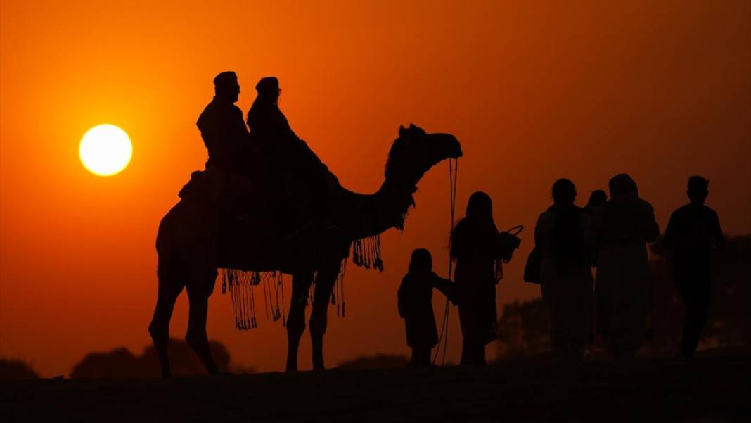 Pushkar Çölü'nde gün batımı 6