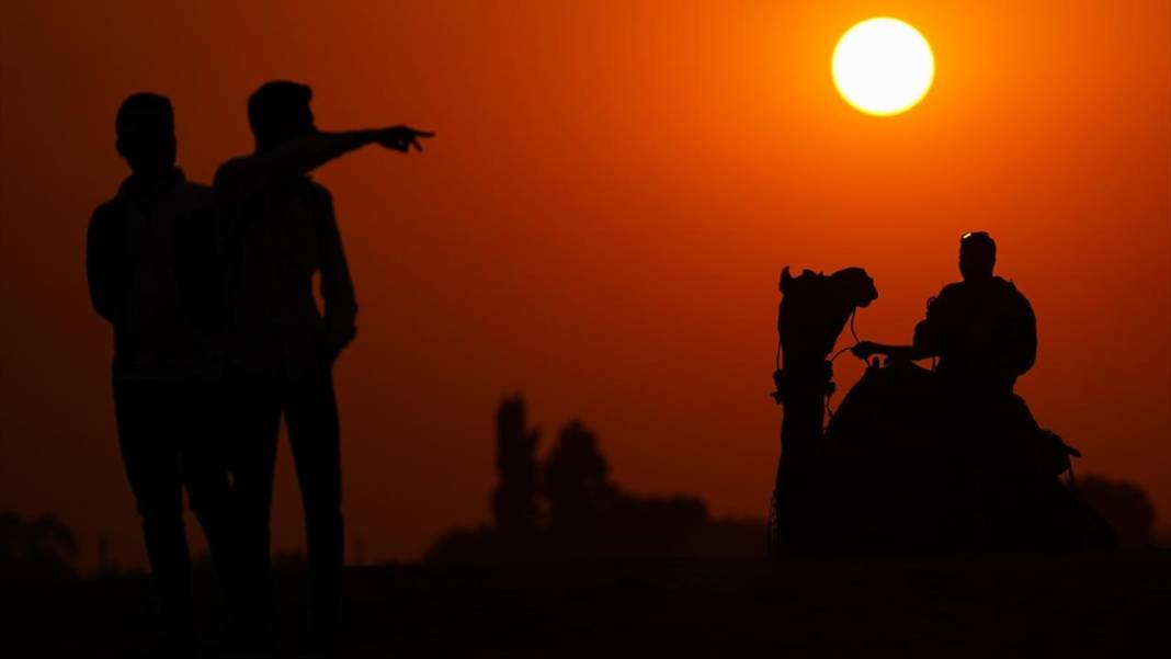 Pushkar Çölü'nde gün batımı 9