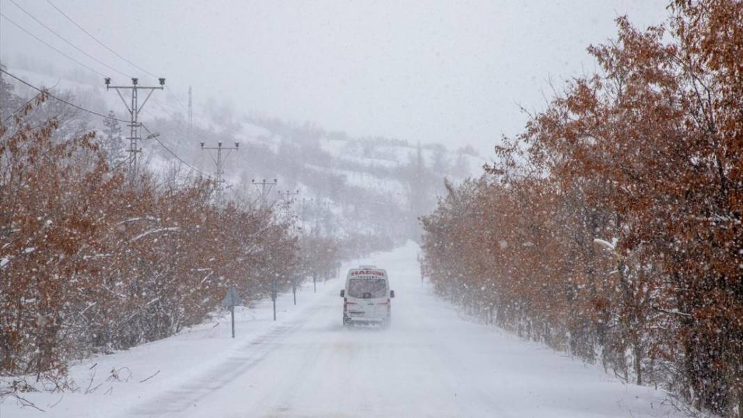 Konya’nın Taşkent ilçesi beyaza büründü 9