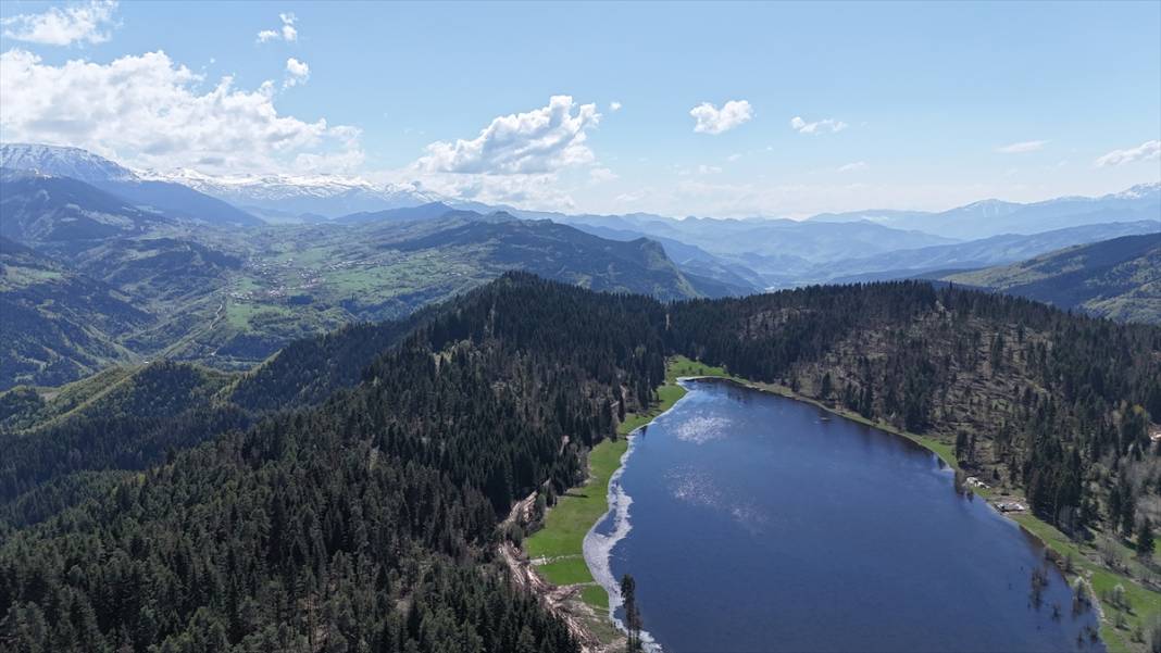 'Sakin şehir' ilkbaharla birlikte canlandı 5