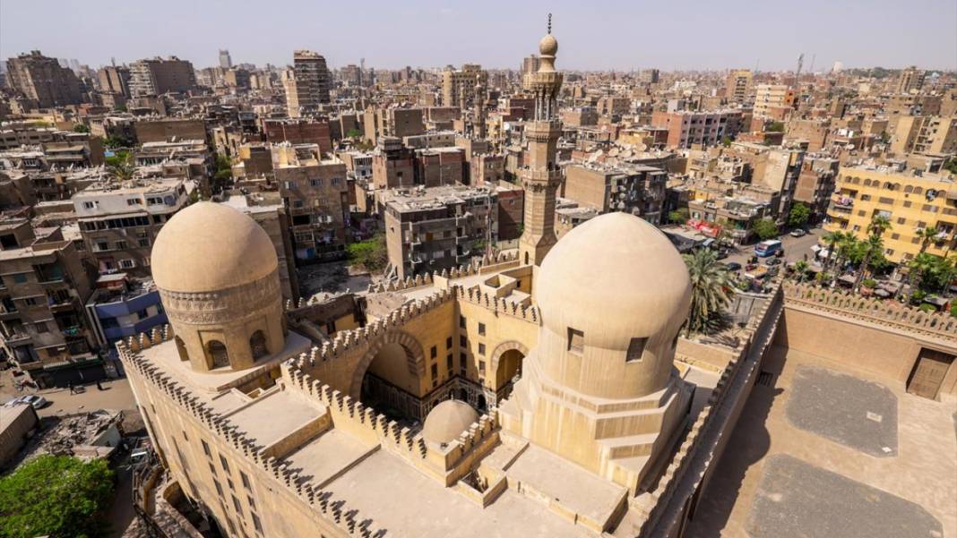 Kahire’deki El-Ezher Camii mimari özellikleriyle dikkat çekiyor 5
