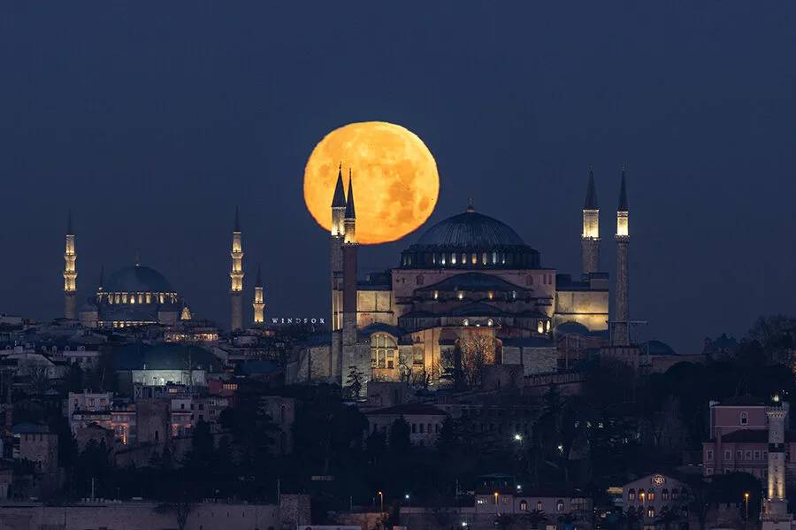 Ankara ve İstanbul'da dolunay 12