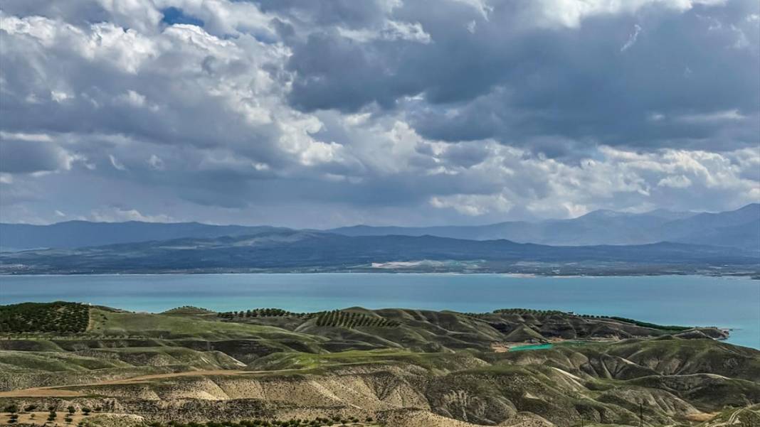 Karakaya Baraj Gölü'nde ilkbaharda tefekkürlük manzaralar 13