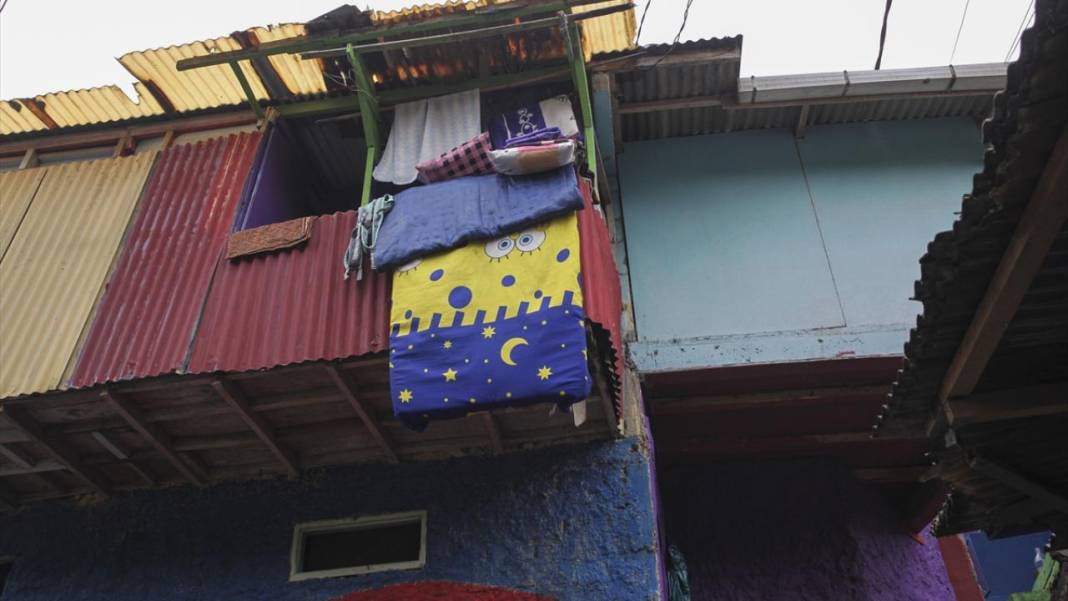 Endonezya'nın renkli mahallesi: Lembur Katumbiri 12