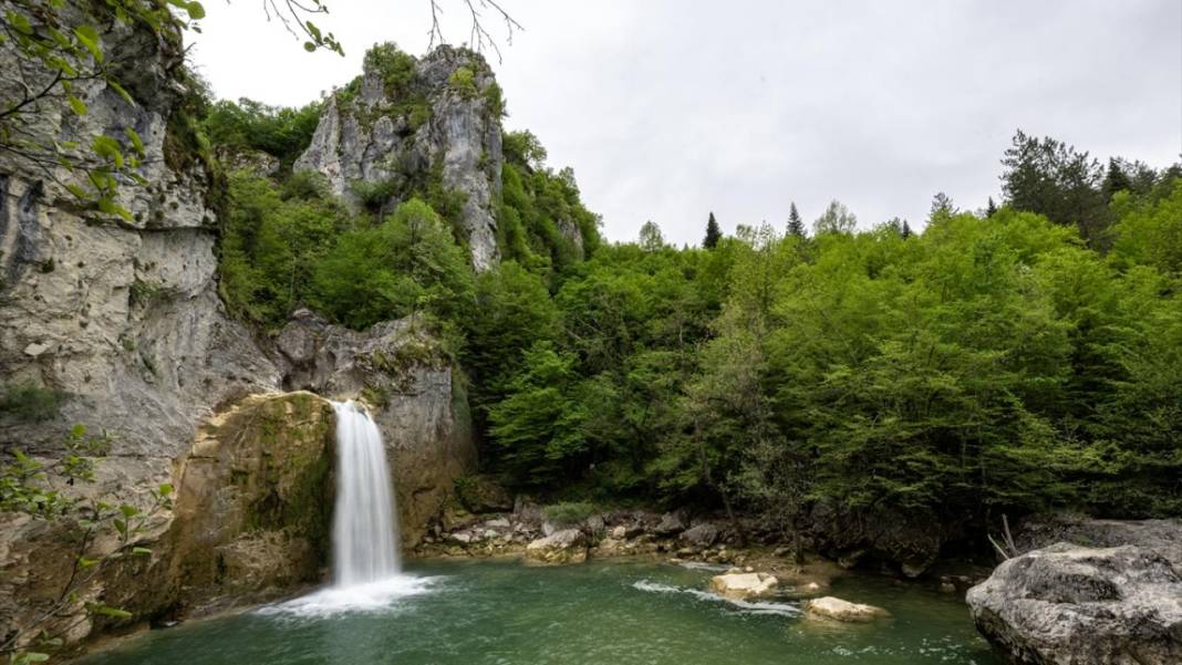 Şelalesi ve yürüyüş yolu ile Horma Kanyonu 12