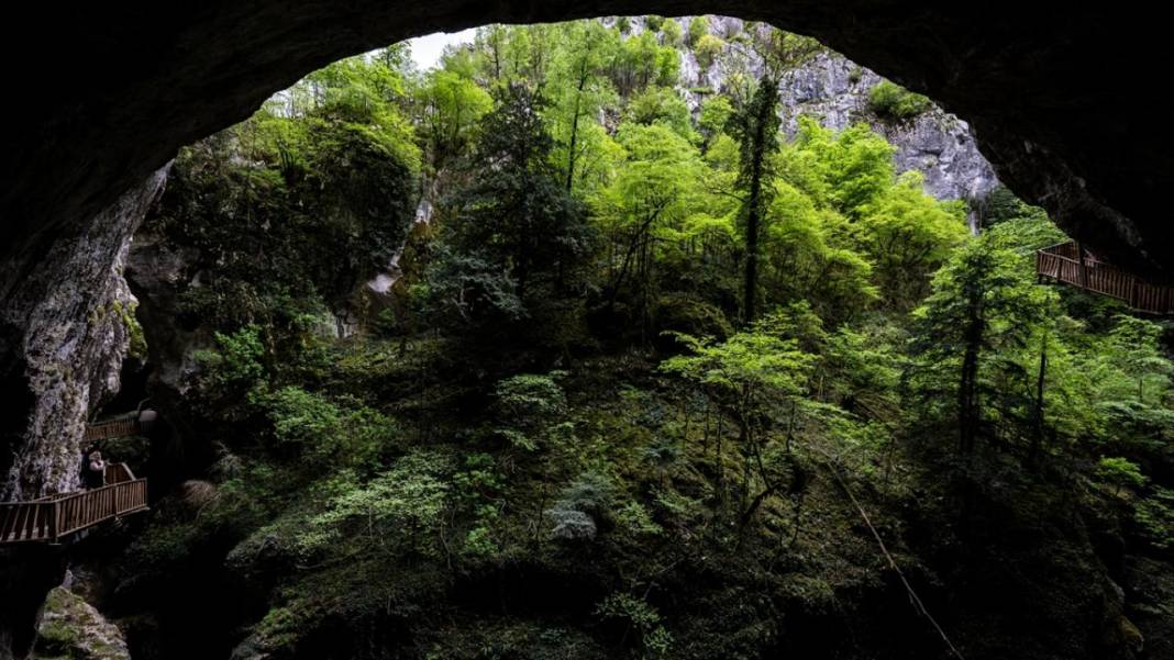 Şelalesi ve yürüyüş yolu ile Horma Kanyonu 3