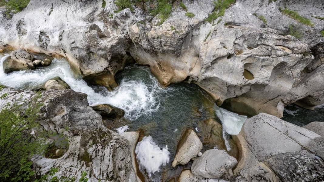 Şelalesi ve yürüyüş yolu ile Horma Kanyonu 6