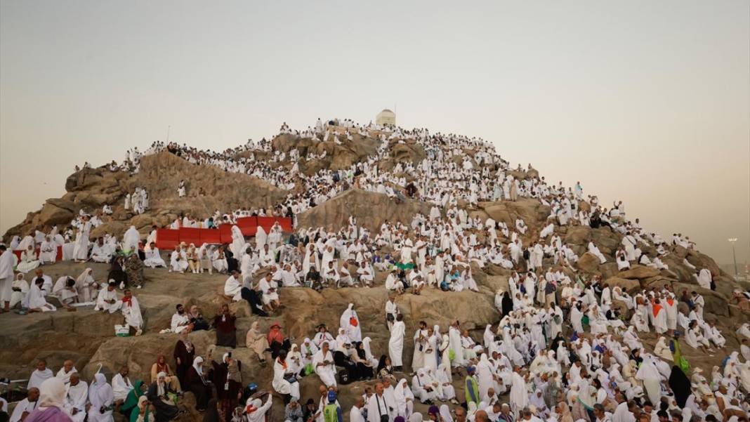 Arafat'ta yapılan duaları kabul eyle ya Rabbi! 10