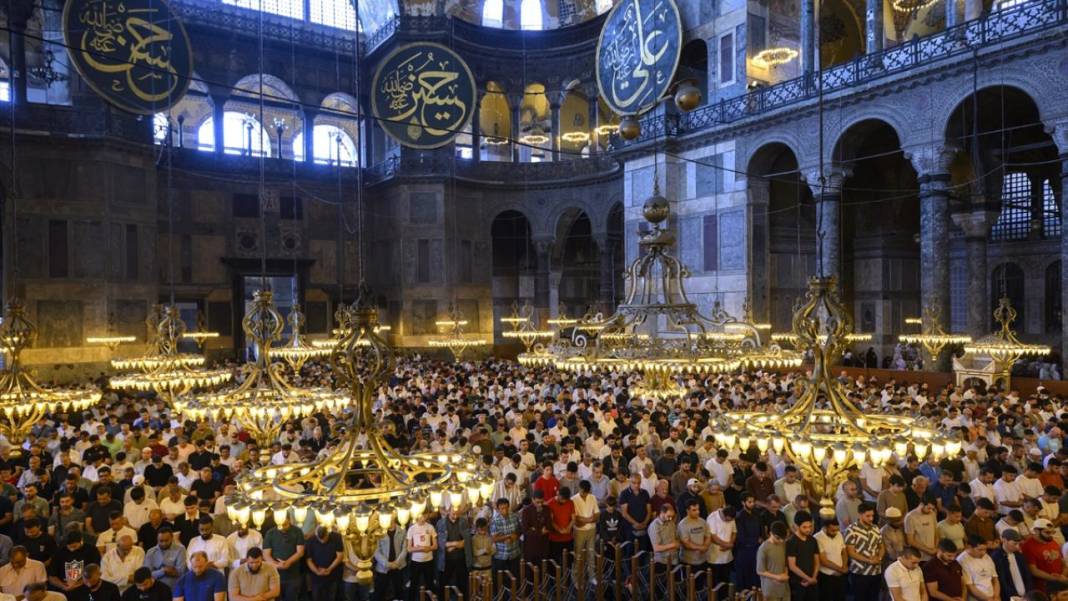 Ayasofya-i Kebir Cami-i Şerifi'nde cuma namazı 5