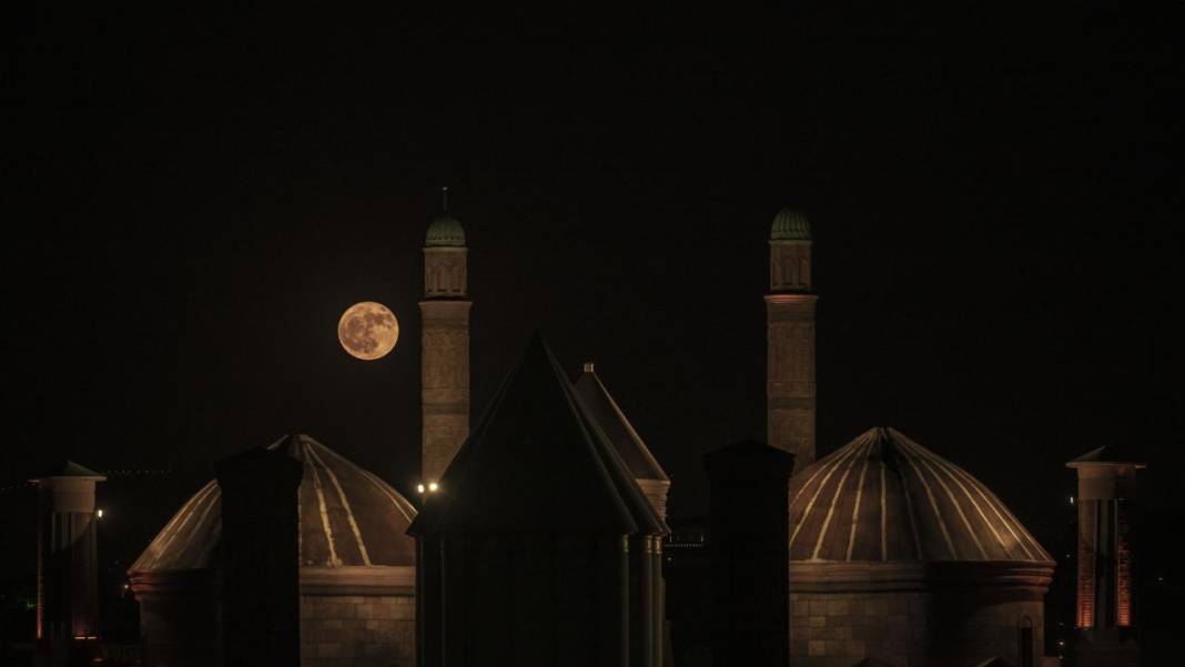 Türkiye'den dolunay manzaraları 17