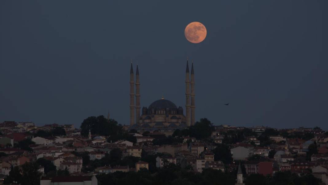 Türkiye'den dolunay manzaraları 4