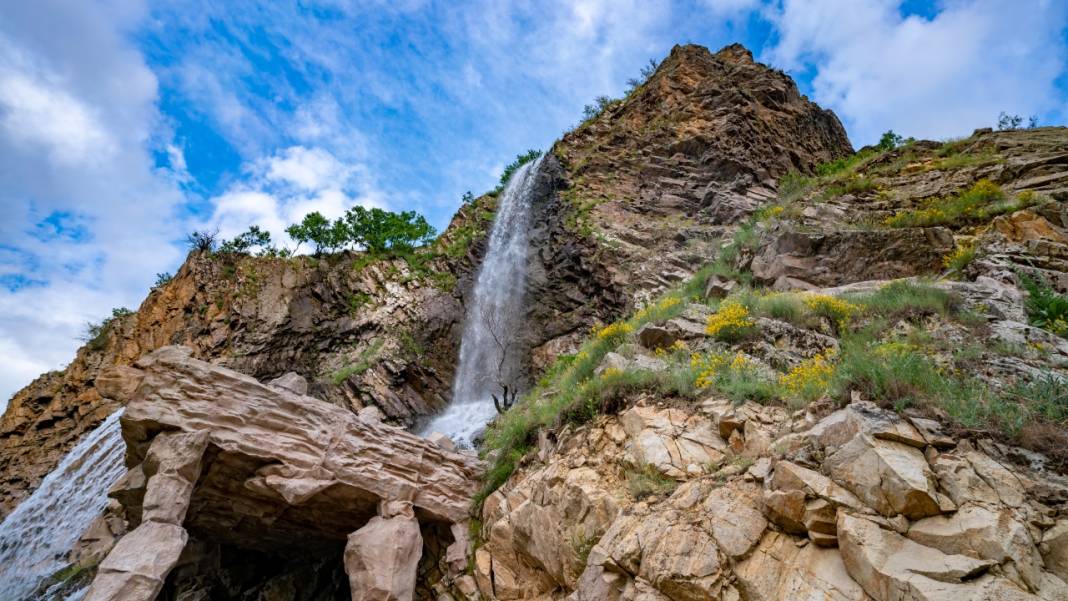 Isparta'nın 70 metreden dökülen Bezirgan Şelalesi 5