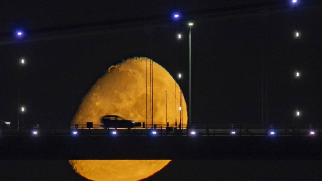 İstanbul ve Ay... Ne güzel yaratılmışlar 8