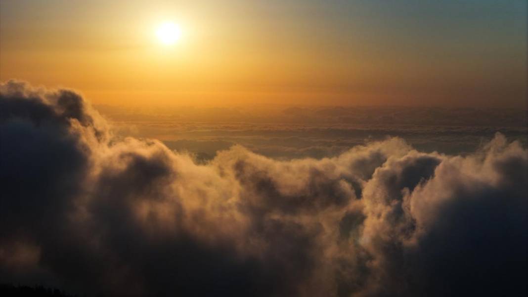 Kaçkar Dağları Milli Parkı’nda 'sis denizi' görüntülendi 15