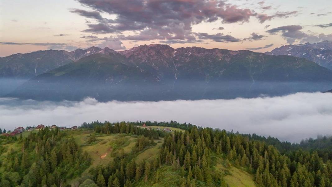 Kaçkar Dağları Milli Parkı’nda 'sis denizi' görüntülendi 4