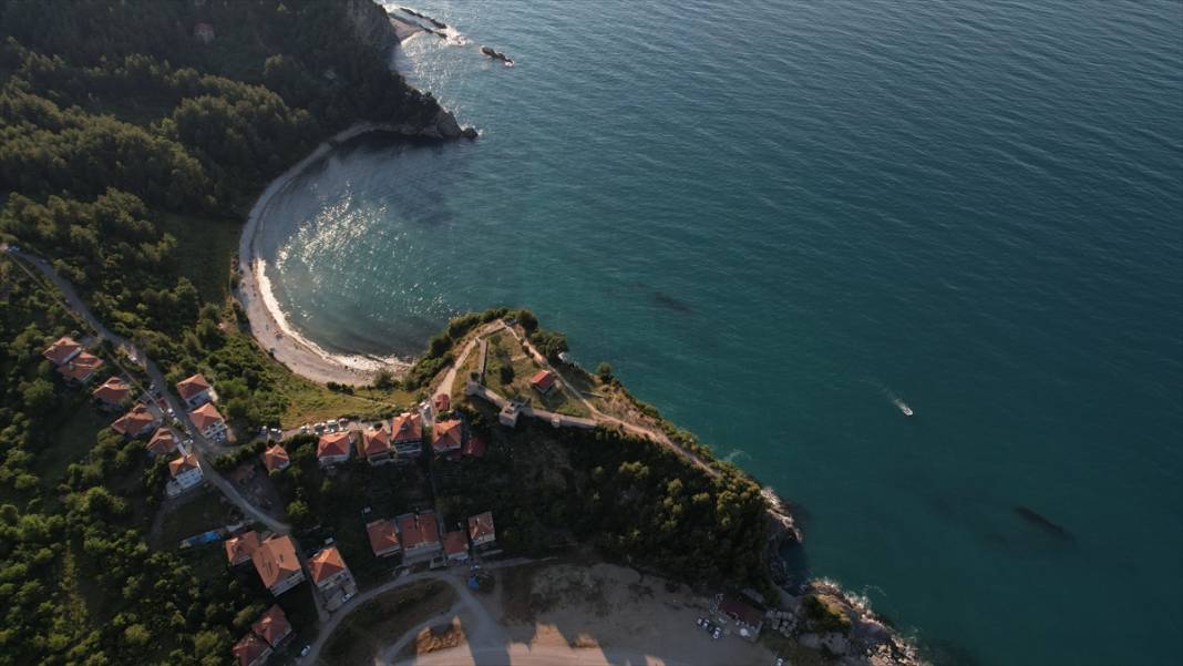 Çatalzeytin'in manzarasıyla cezbeden koyu: Ginolu 10