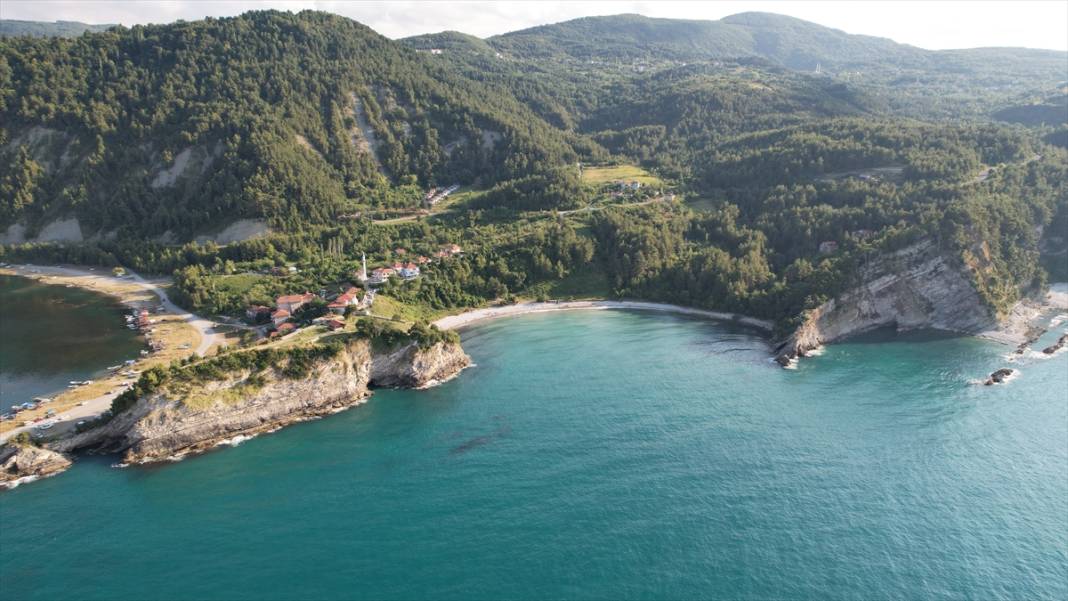 Çatalzeytin'in manzarasıyla cezbeden koyu: Ginolu 2
