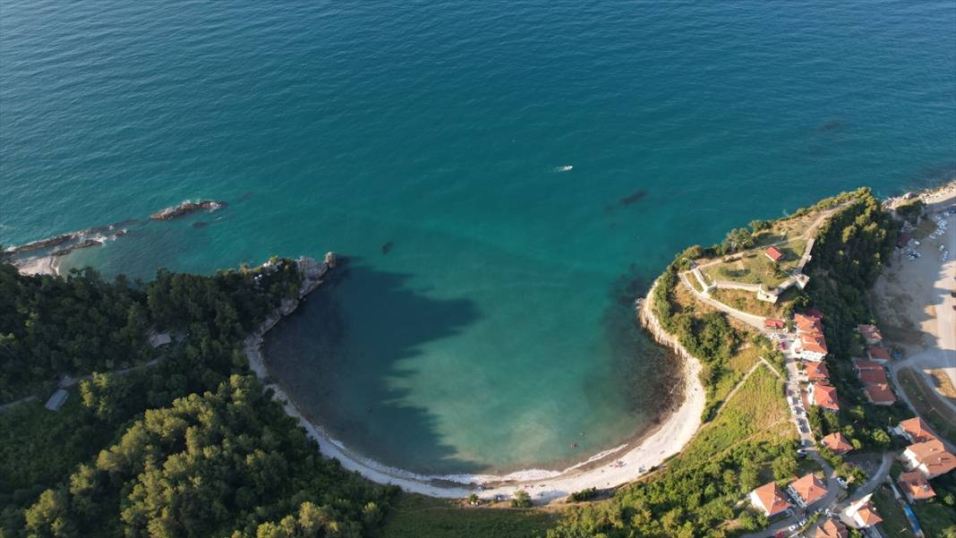 Çatalzeytin'in manzarasıyla cezbeden koyu: Ginolu 9