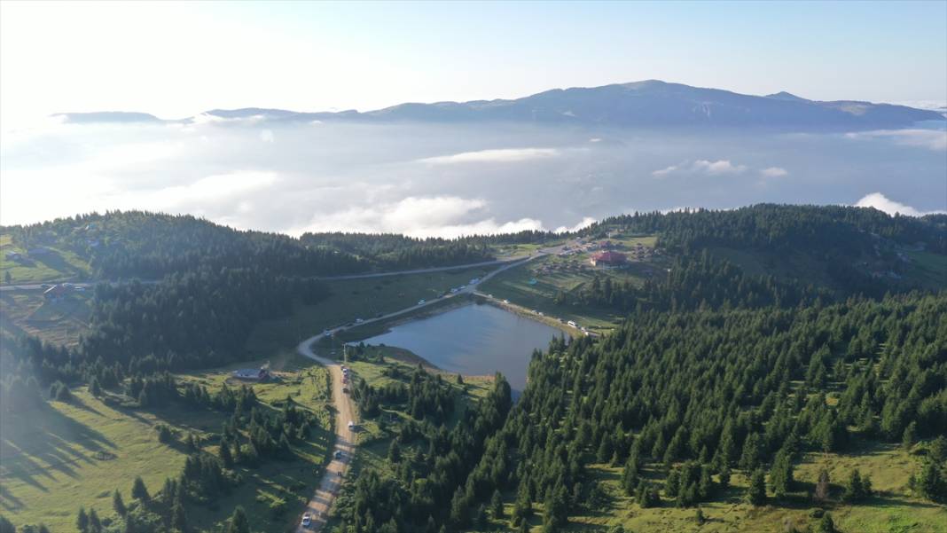 Haçka Yaylası gezginlerin rotasında yer alıyor 6