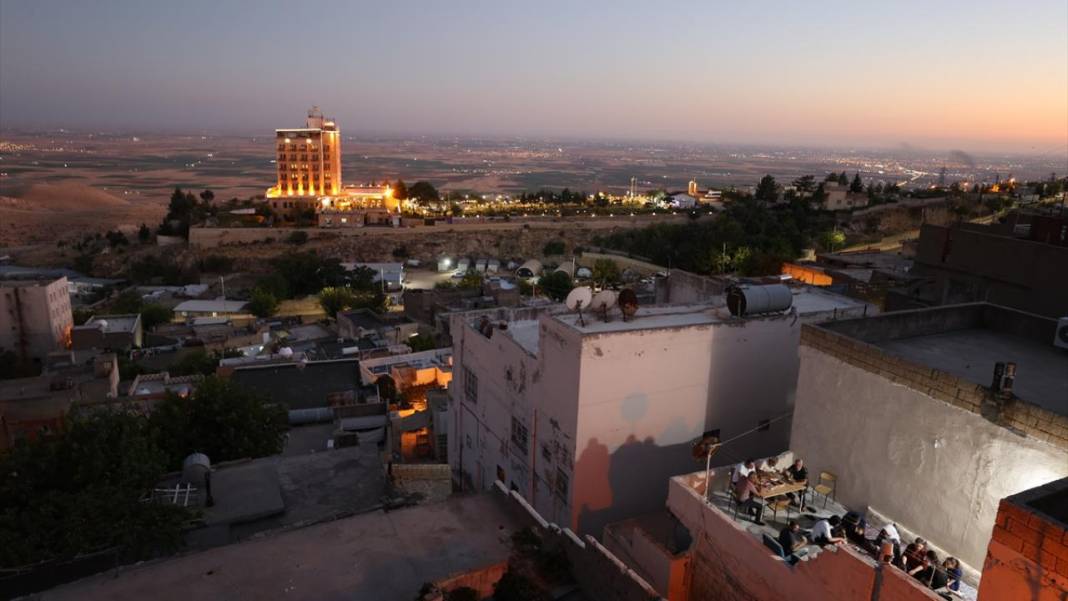 Sıcak havada 'dam palas' keyfi 4