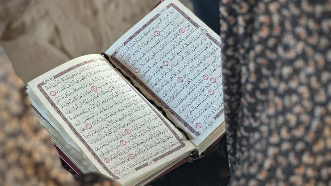 Gazzeli 73 yaşındaki Sadiye anne, çocuk ve genç kızlara Kur’an öğretiyor 4