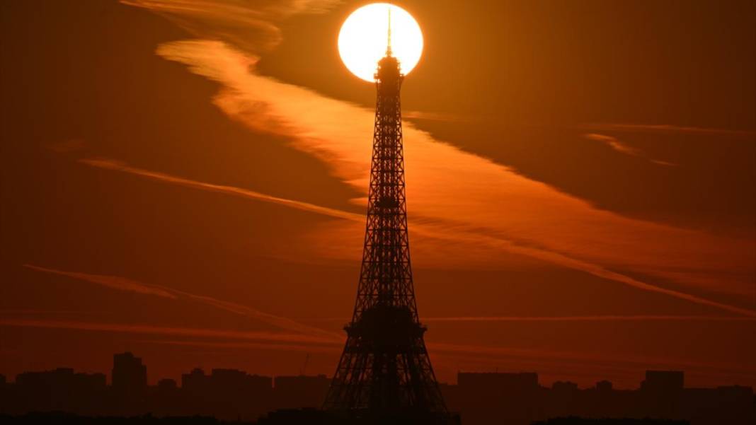 Paris'te gün doğumu 1