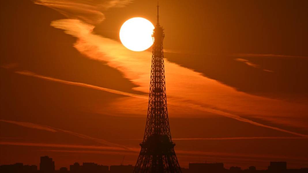 Paris'te gün doğumu 5