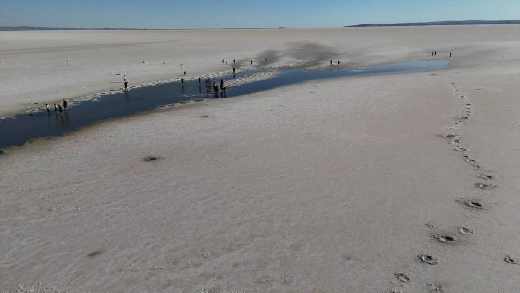 Tuz Gölü alarm veriyor: Kuraklık kritik seviyede 11