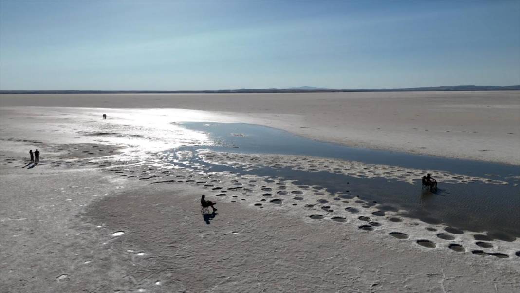 Tuz Gölü alarm veriyor: Kuraklık kritik seviyede 12
