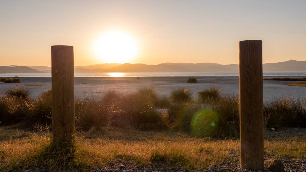 Salda Gölü'nde gün batımı 1